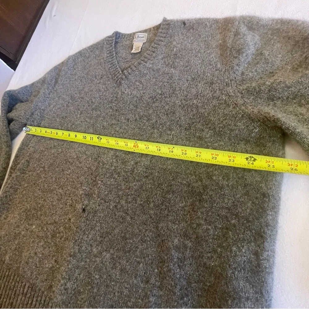 L.L.Bean XXL 100% Shetland Wool Gray V Neck Sweater Heritage Outdoors Repair